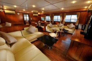 MV White Manta - Salone con aria condizionata